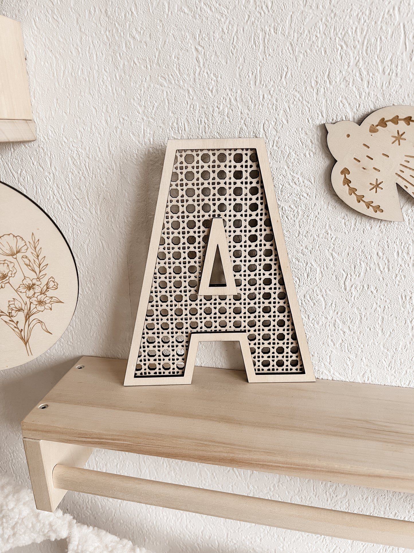 Rattan Buchstabe aus Holz, Wanddekoration, Alphabet, Kinderzimmer und Babyzimmer