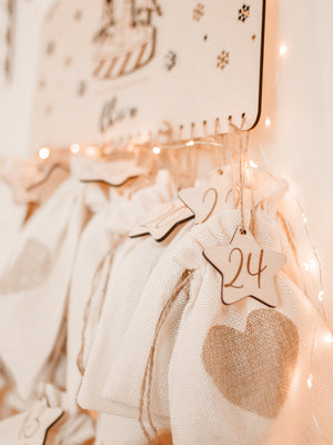 Adventskalender aus Holz personalisiert - Karussell