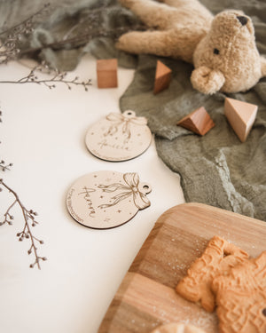 Geschenkanhänger Christbaumschmuck aus Holz – Persönliche Weihnachtsdeko