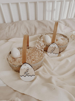 Osterkorbanhänger personalisiert mit Initialen - BohoWildflowerVibes