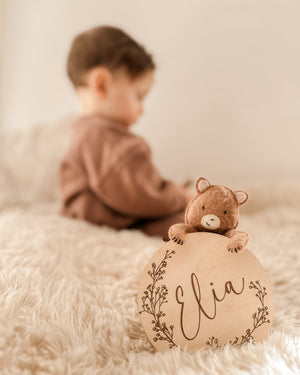 Personalisierte Holztafel mit Namen - fürs Kinderzimmer