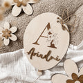 Personalisierter Ballon aus Holz mit Initialen und Namen mit Schmetterling in verschiedenen Variationen - BohoWildflowerVibes