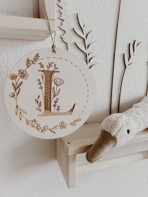 Personalisiertes Holzschild mit Buchstabe - BohoWildflowerVibes