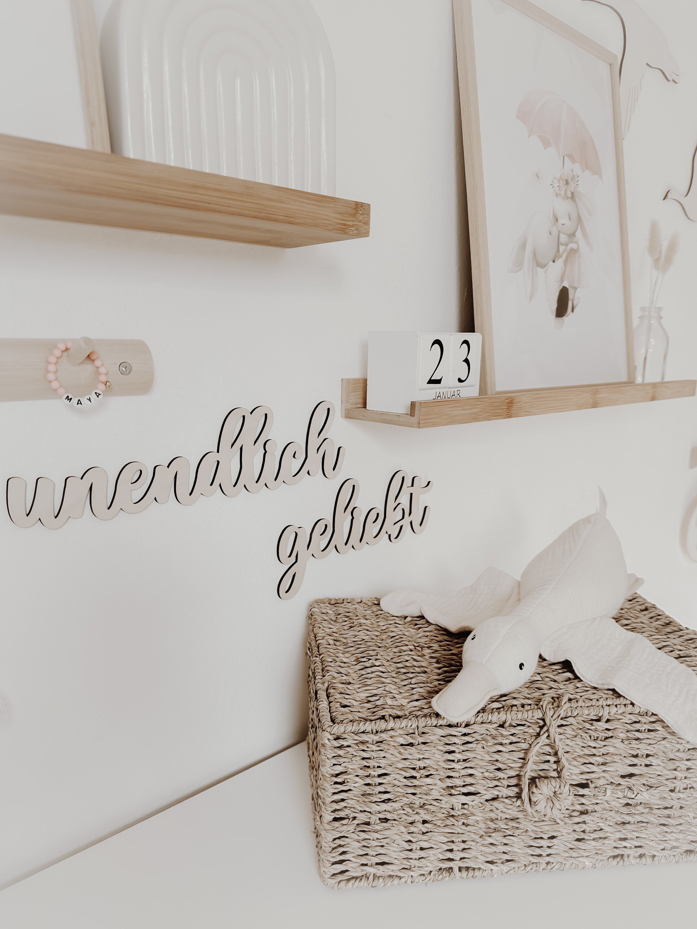 Schriftzug - unendlich geliebt - BohoWildflowerVibes