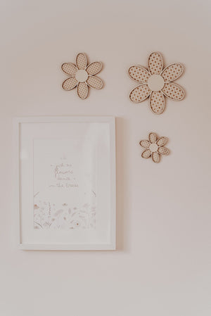 3 Holzblumen mit Rattan Gravur Wanddeko für Kinder- und Babyzimmer - BohoWildflowerVibes