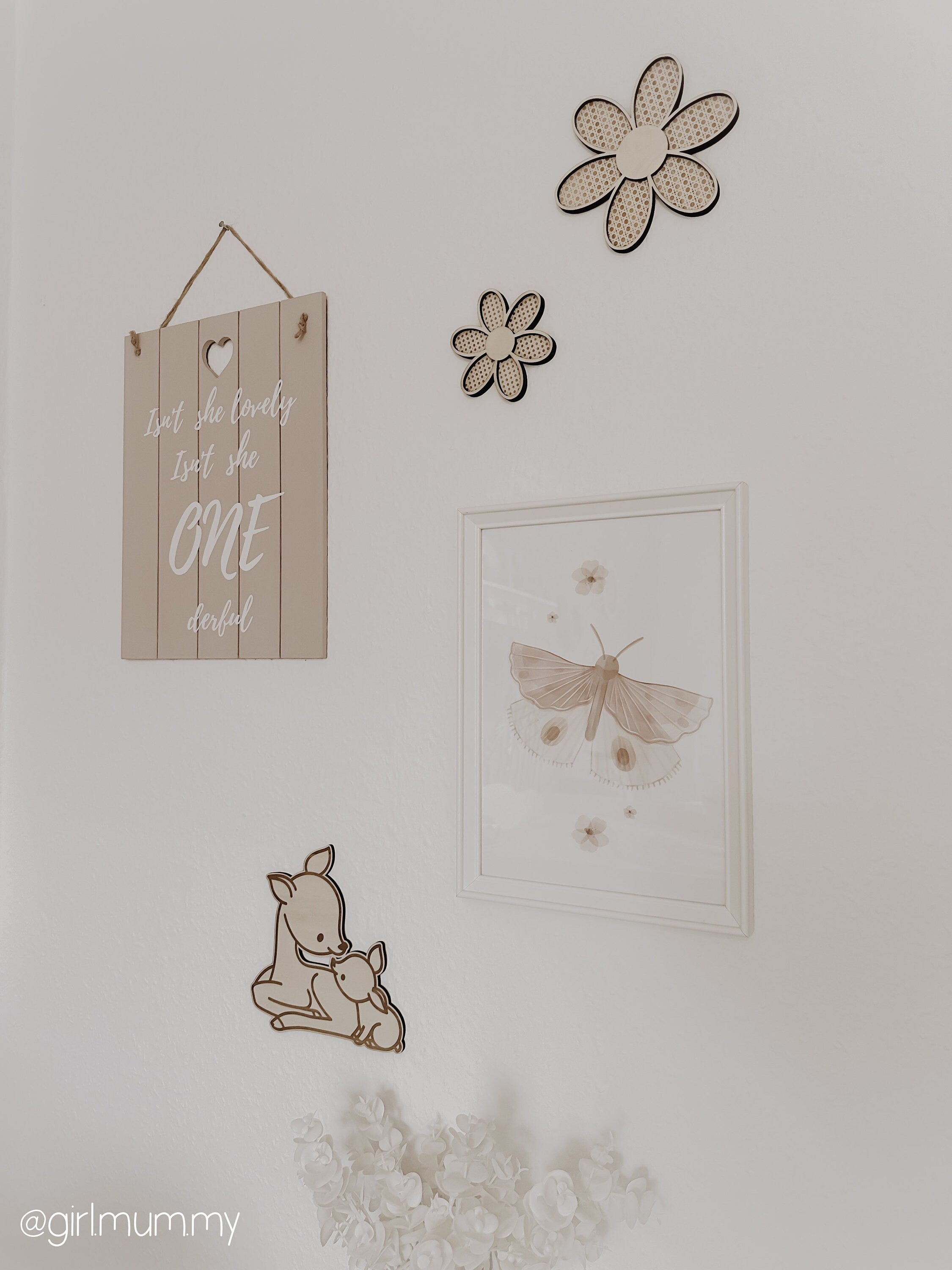3 Holzblumen mit Rattan Gravur Wanddeko für Kinder- und Babyzimmer - BohoWildflowerVibes