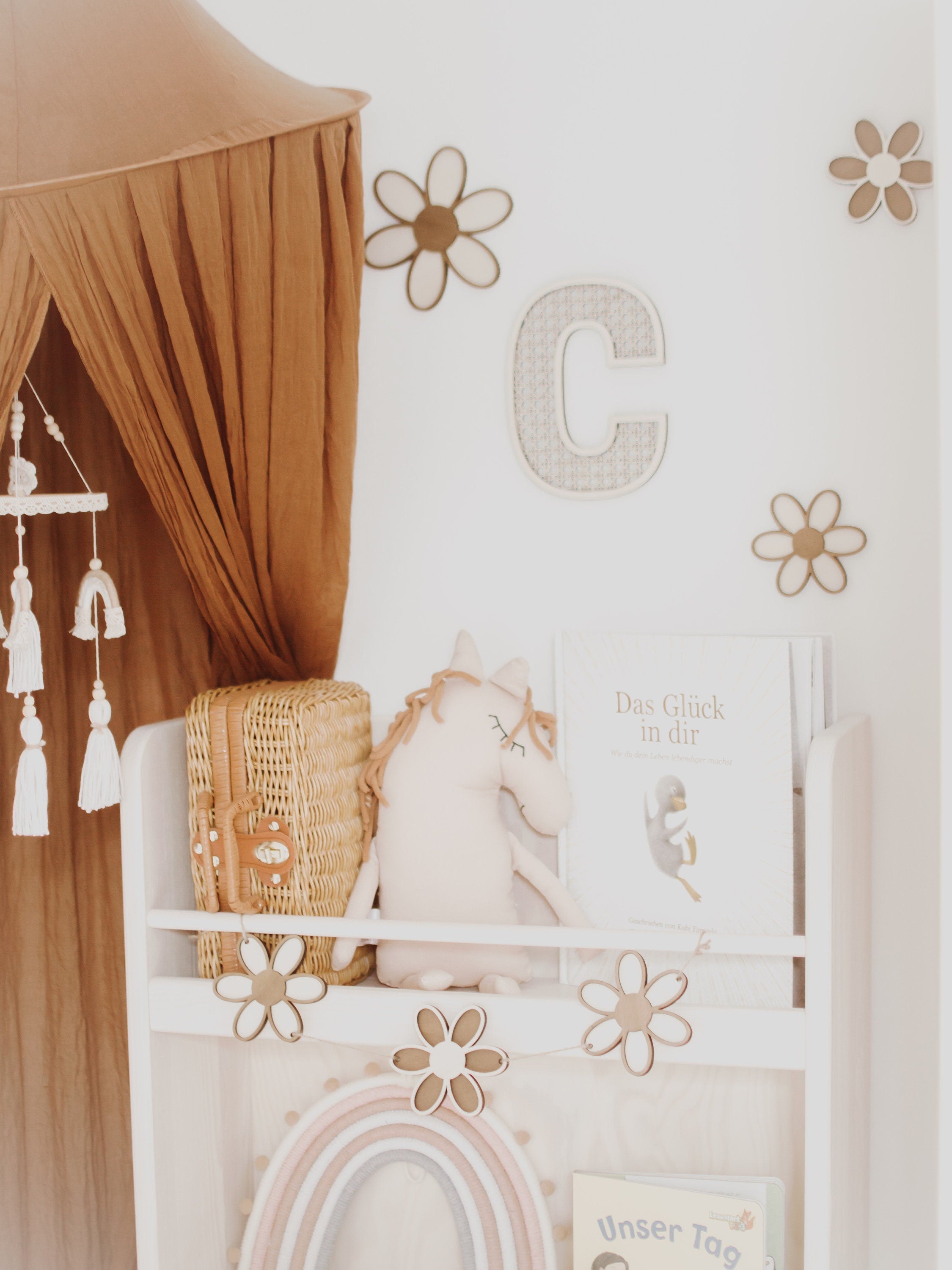 3 Holzblumen - Nussbraun Gänseblümchen Wanddeko für Kinderzimmer und Babyzimmer