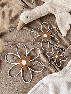 3 Holzblumen - weiß, nussbraun - BohoWildflowerVibes