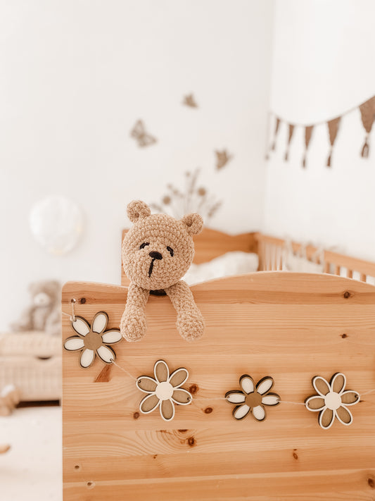 Holzblumen Girlande, Wimpelkette, Dekoration Kinderzimmer und Babyzimmer