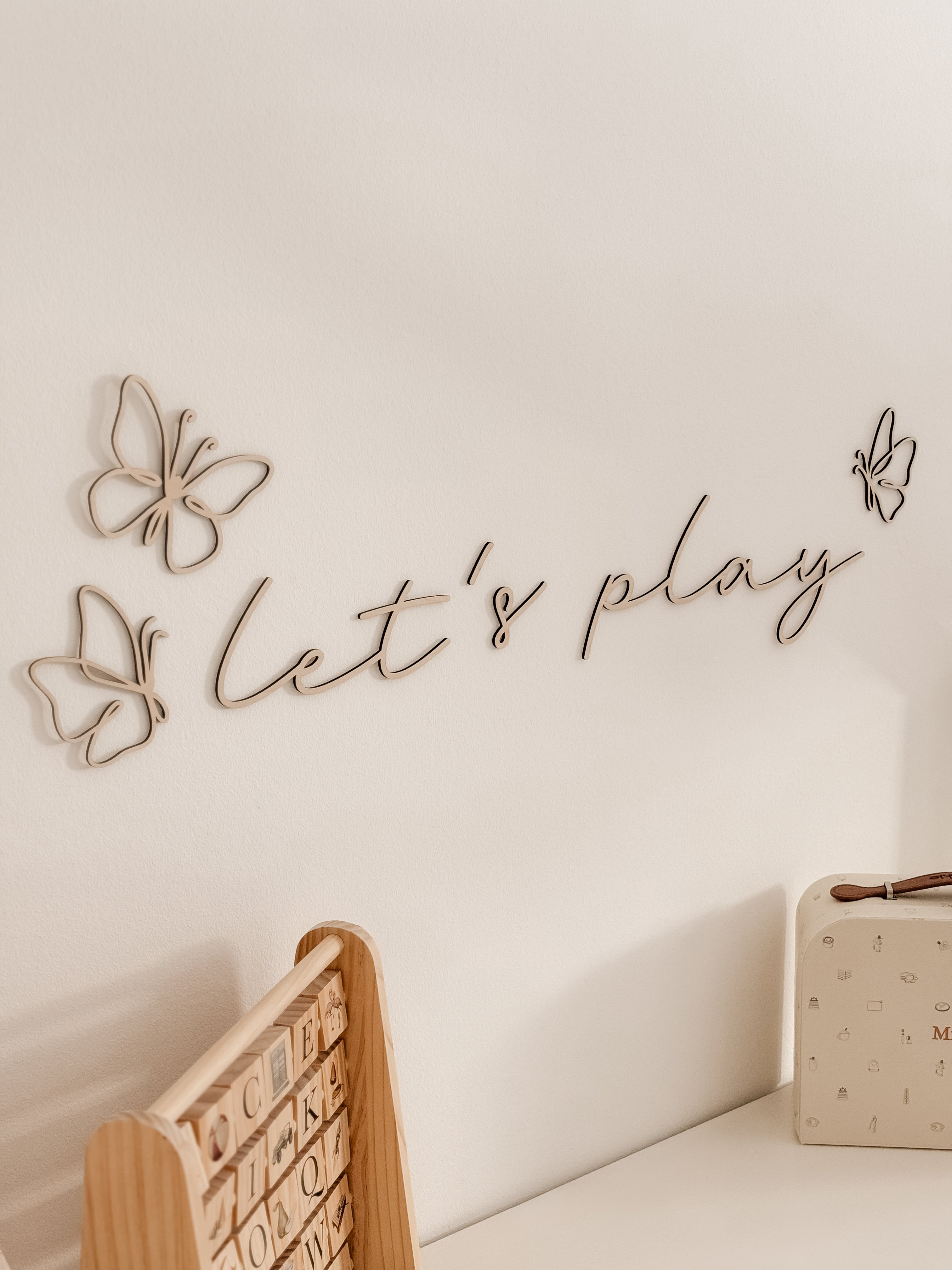 Let's Play Holzschriftzug – Spielerische Wanddeko fürs Kinderzimmer