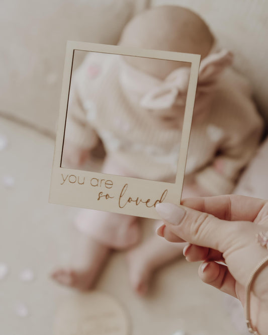 Polaroid Rahmen, Fotorahmen aus Holz - you are so loved