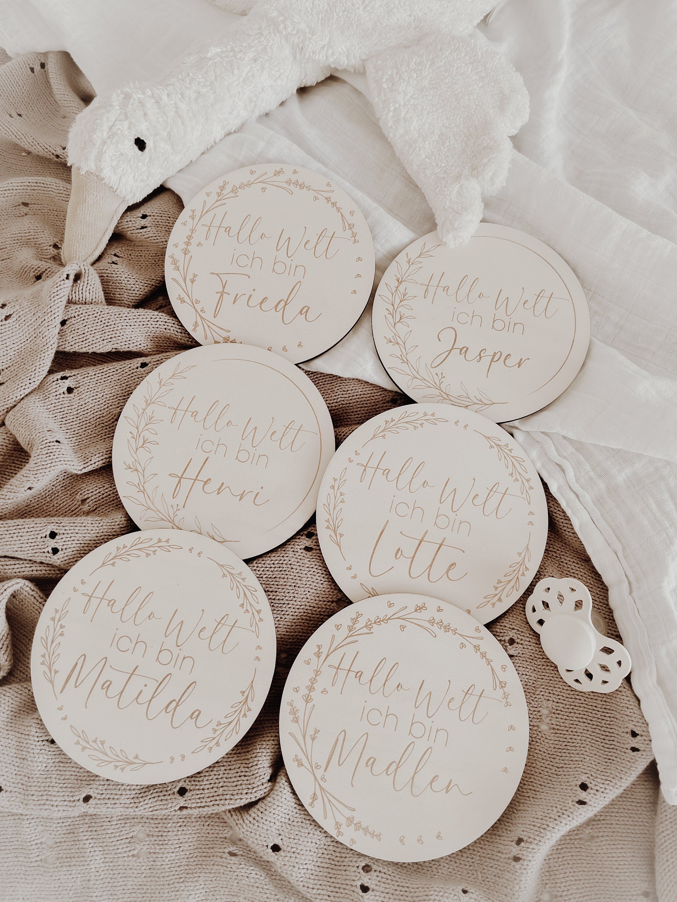 Hallo Welt Meilensteinkarte personalisiert - BohoWildflowerVibes