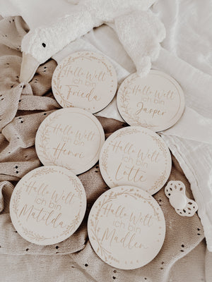 Hallo Welt Meilensteinkarte personalisiert - BohoWildflowerVibes