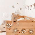 Holzblumen Girlande, Wimpelkette, Dekoration Kinderzimmer und Babyzimmer - BohoWildflowerVibes