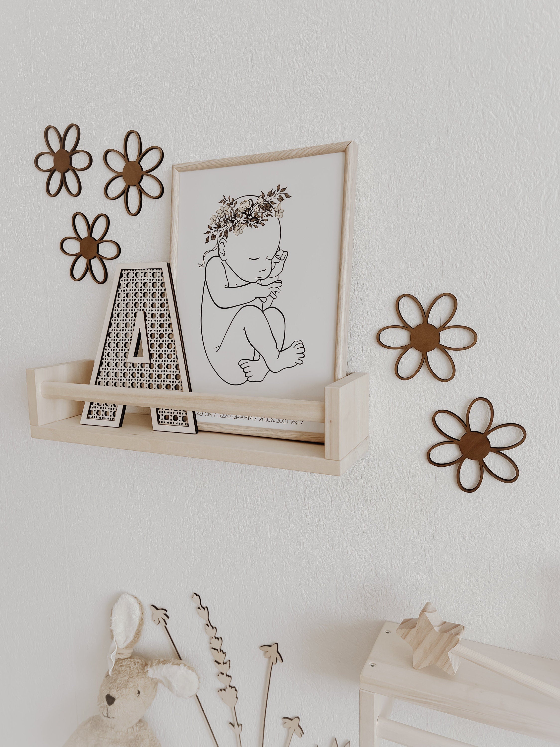 Holzblumen Set - Nussbraun, Wanddeko für Kinderzimmer und Babyzimmer - BohoWildflowerVibes