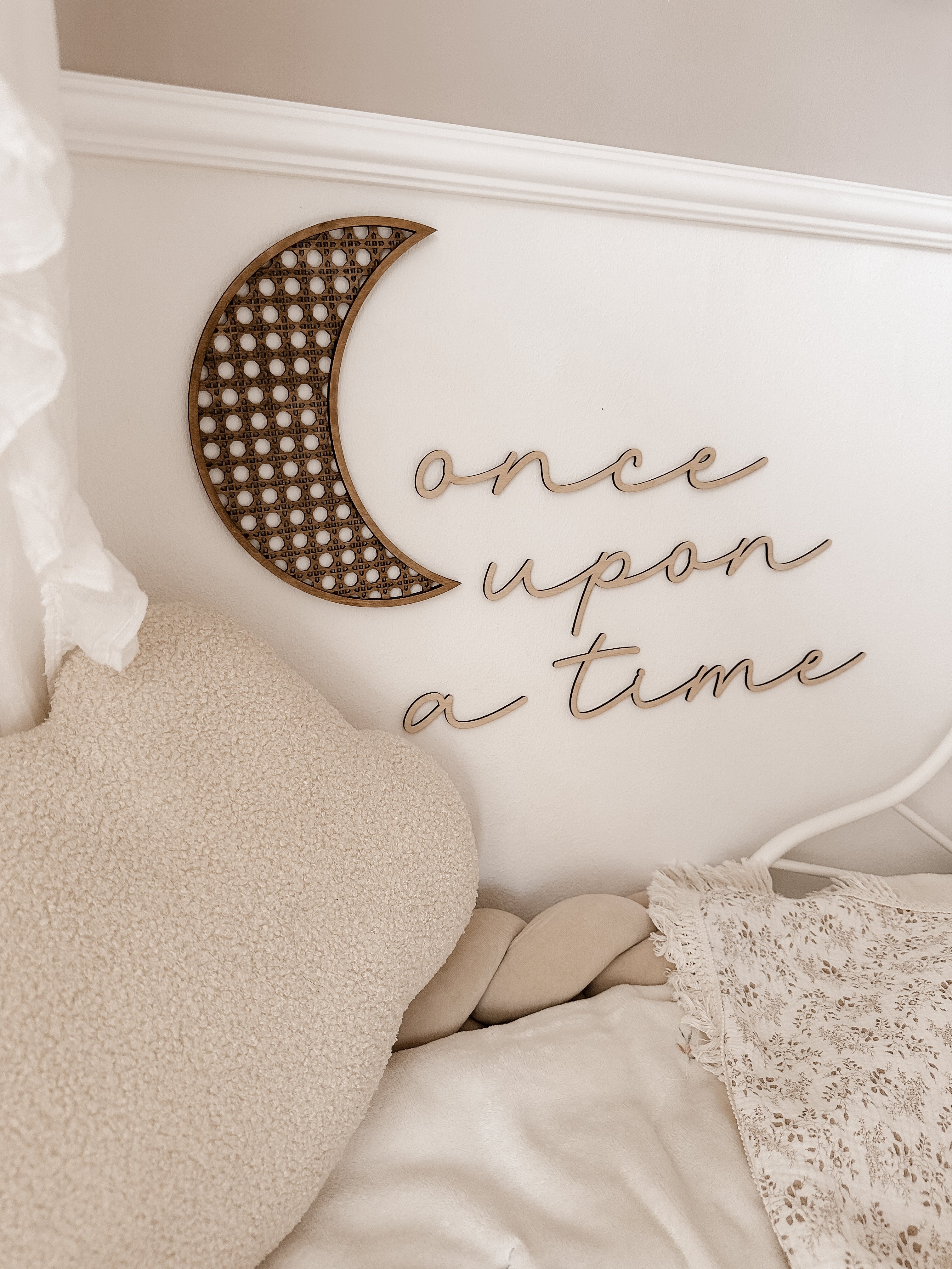 Schriftzug - once upon a time - BohoWildflowerVibes
