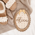 Personalisierte Holztafel im Vintagestil