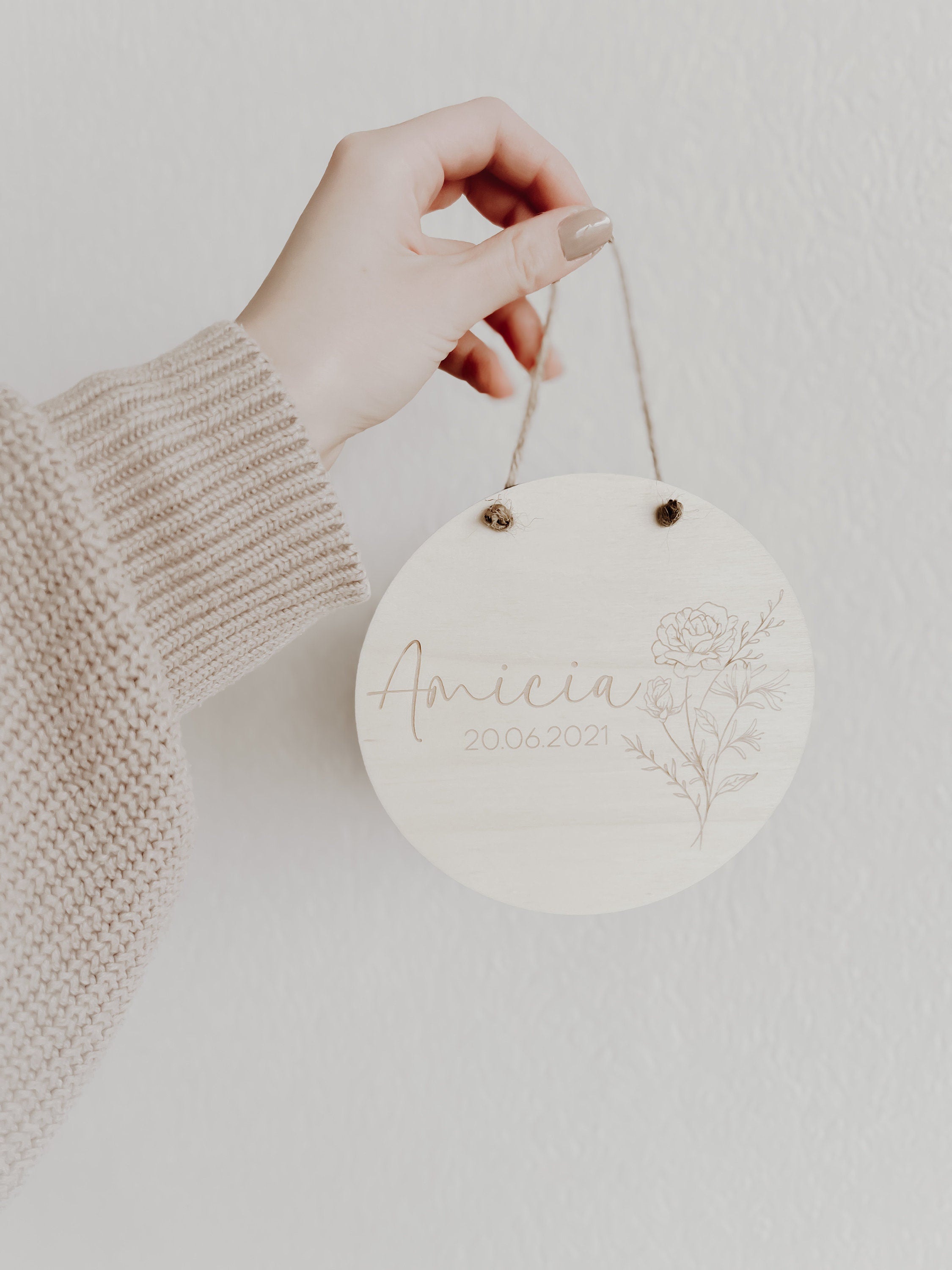 Personalisiertes Holzschild mit Geburtsblume, 12 Motive - BohoWildflowerVibes