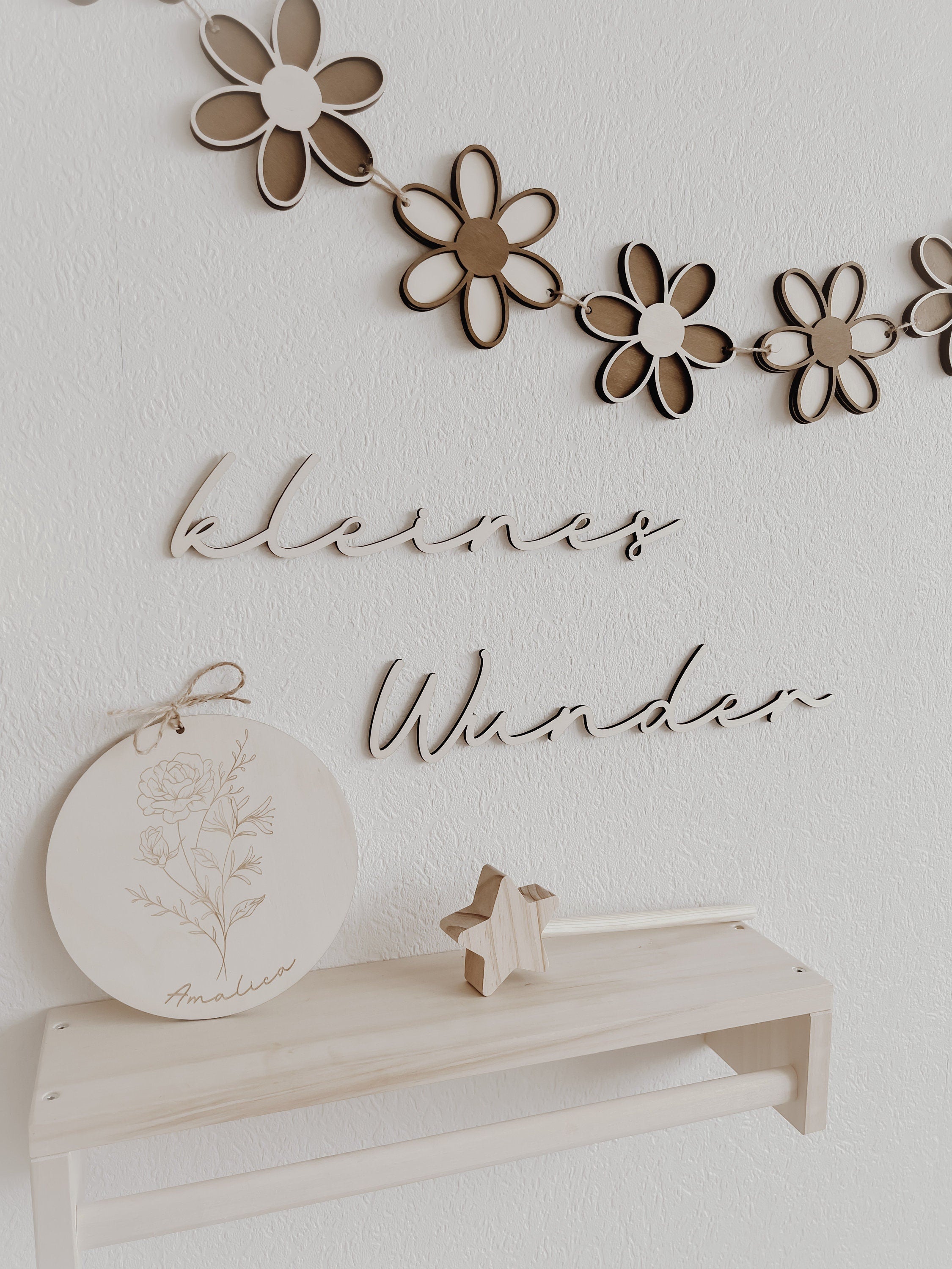Personalisiertes Holzschild mit Geburtsblume, 12 Motive - BohoWildflowerVibes