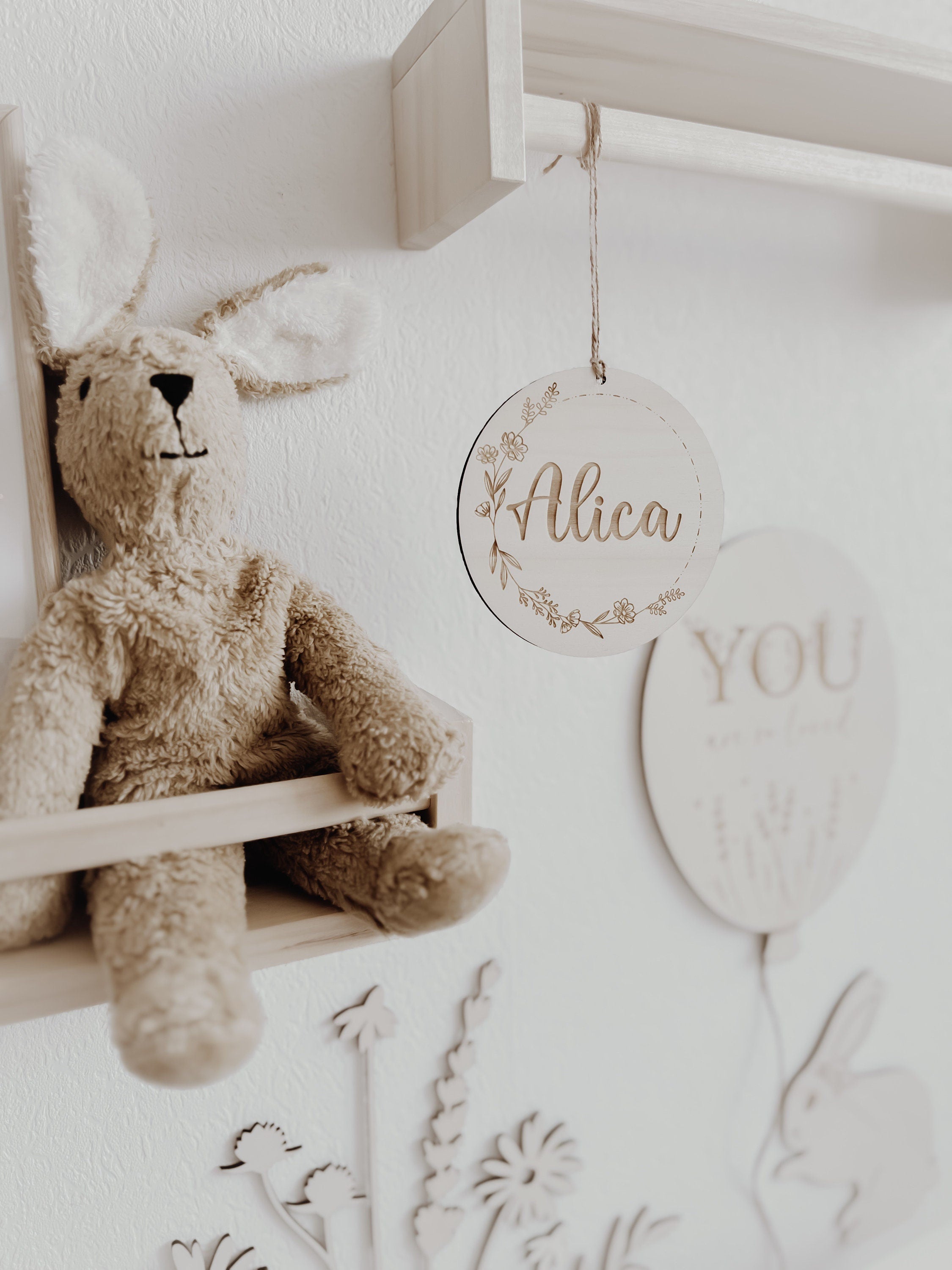 Personalisiertes Holzschild mit Namen - BohoWildflowerVibes