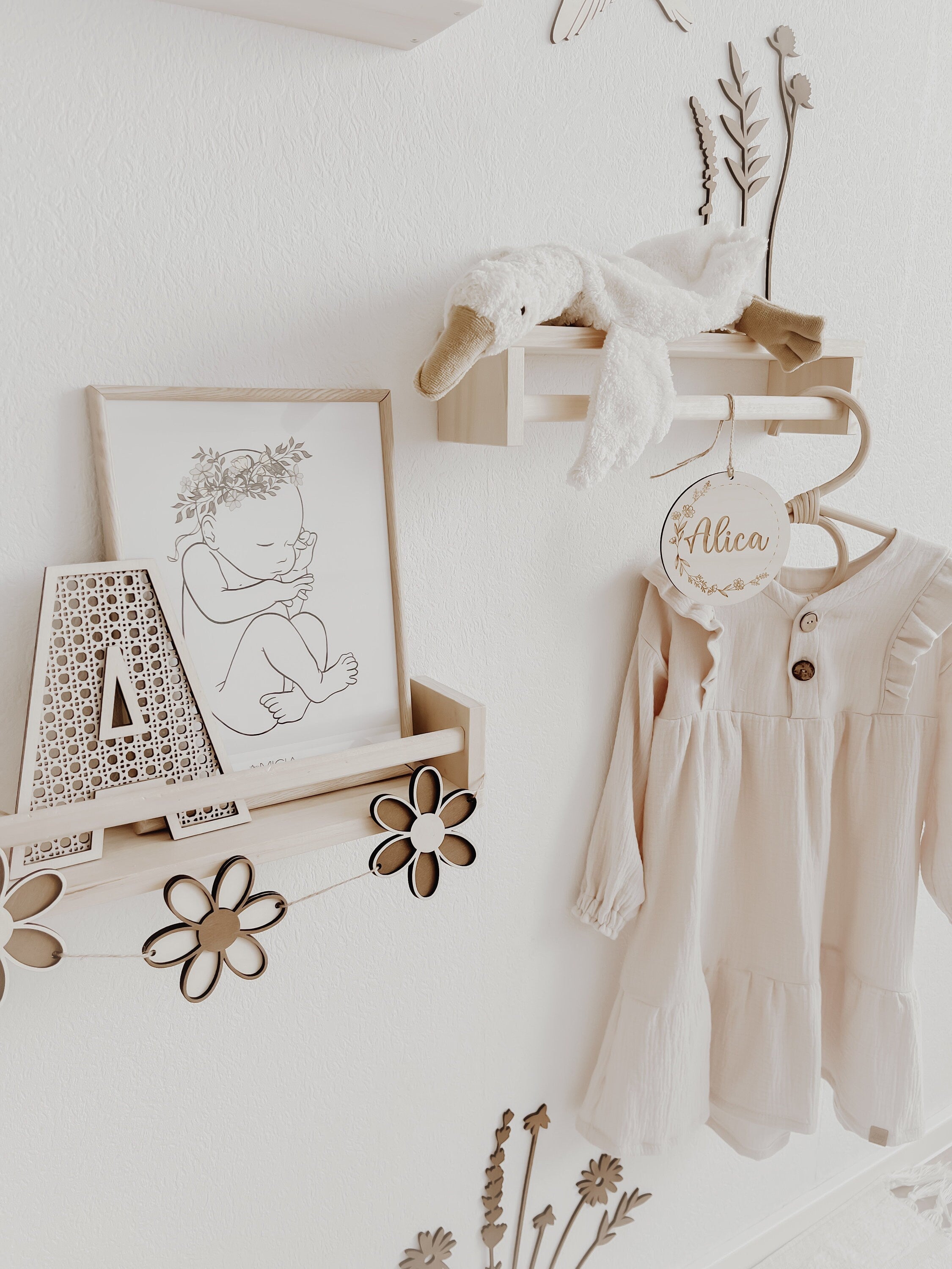 Personalisiertes Holzschild mit Namen - BohoWildflowerVibes