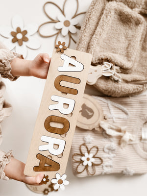 Personalisiertes Steckpuzzle mit Namen und Blumen aus Holz für Kinder ab 3 Jahren mit Gravur - BohoWildflowerVibes