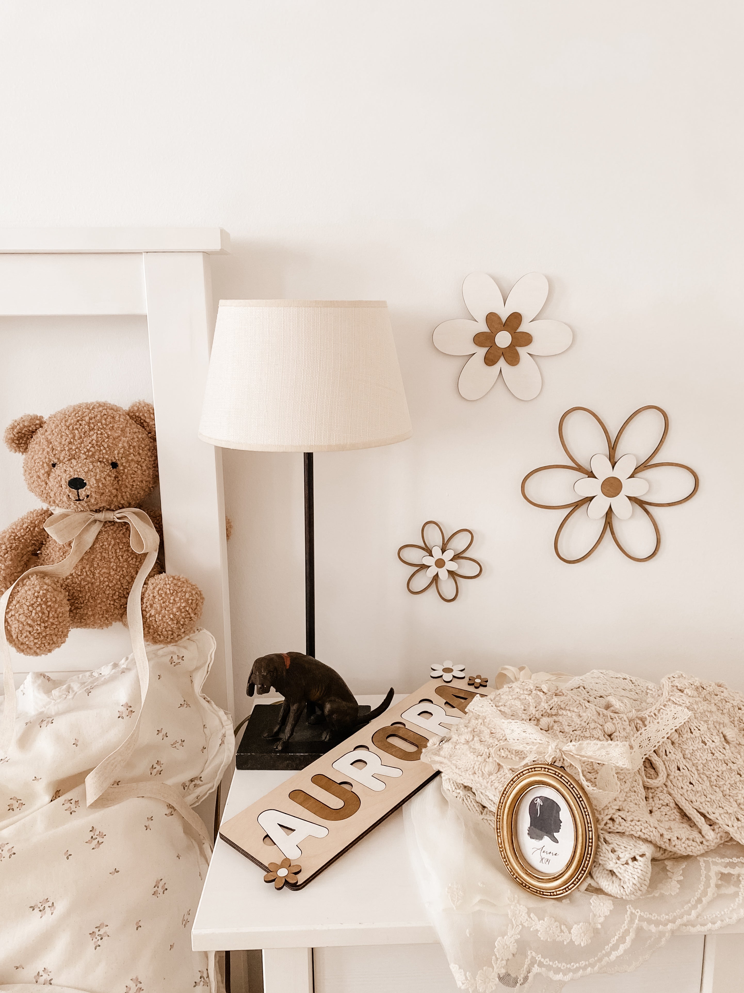 Personalisiertes Steckpuzzle mit Namen und Blumen aus Holz für Kinder ab 3 Jahren mit Gravur - BohoWildflowerVibes