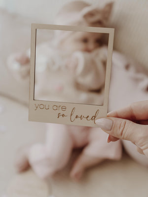 Polaroid Rahmen, Fotorahmen aus Holz - you are so loved - BohoWildflowerVibes