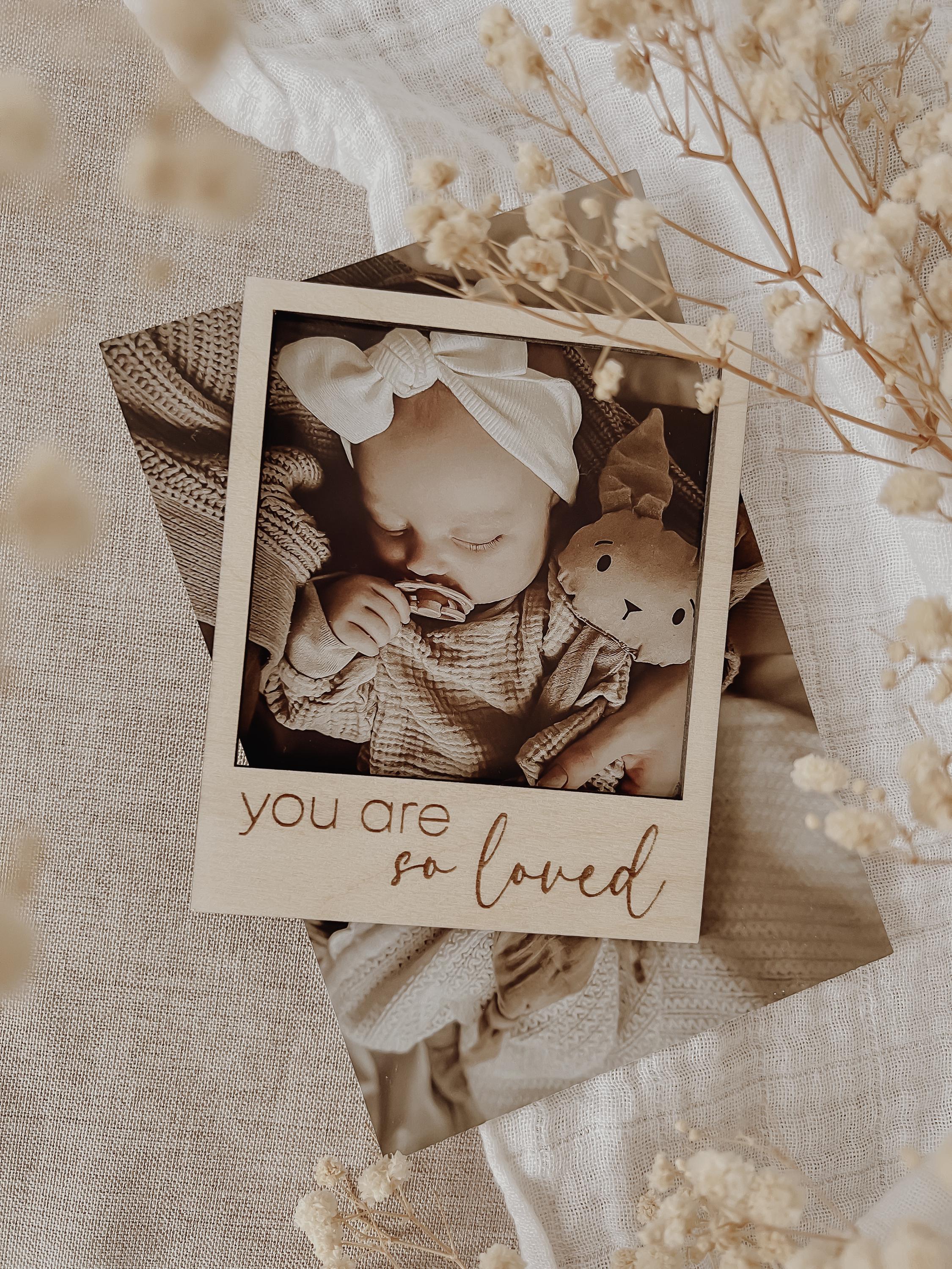 Polaroid Rahmen, Fotorahmen aus Holz - you are so loved - BohoWildflowerVibes