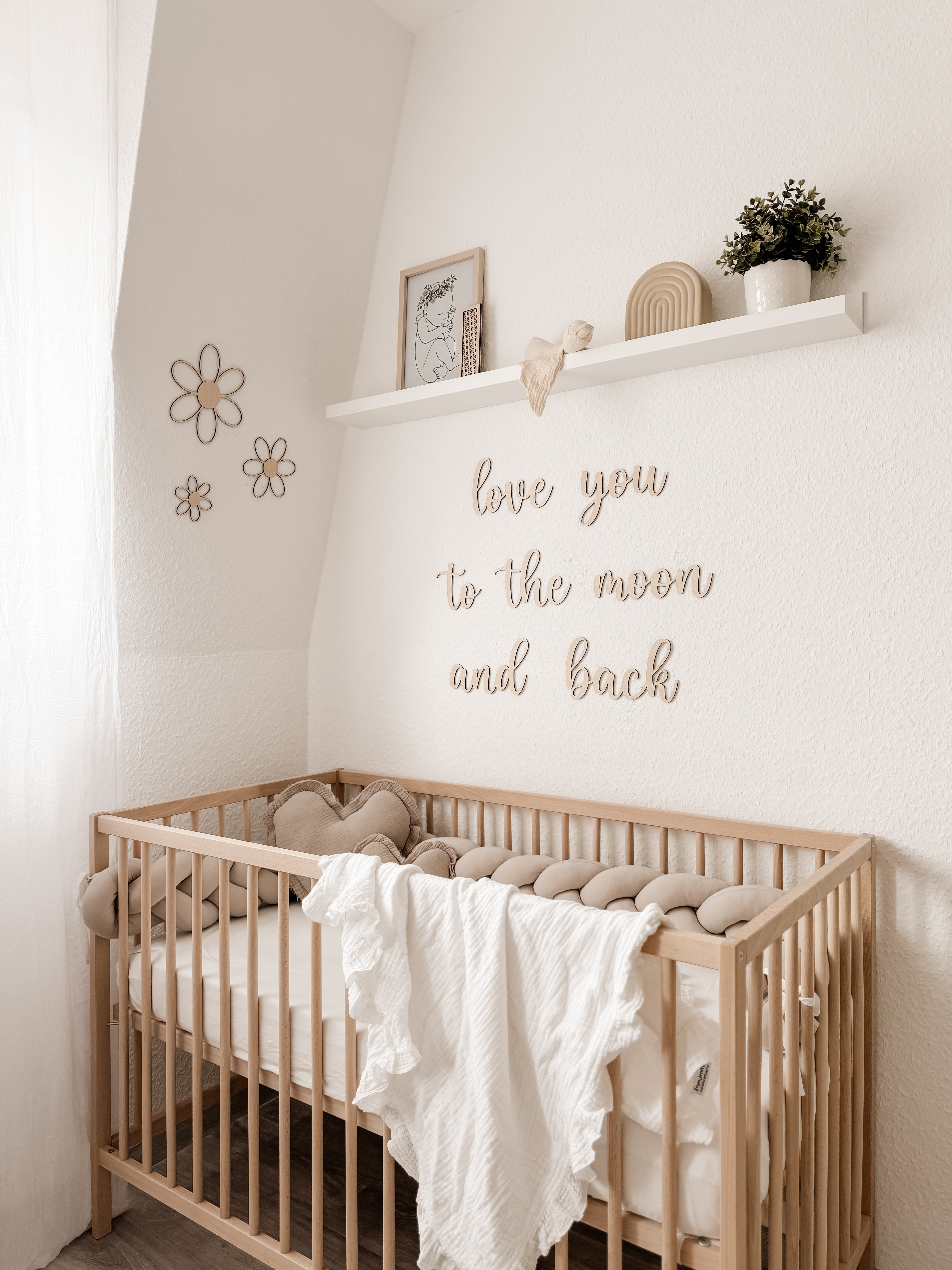 Schriftzug - love you to the moon and back - BohoWildflowerVibes