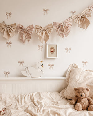 Schwan aus Holz mit Ständer