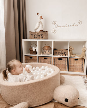 Spielecke Holzschriftzug – Spielerische Wanddeko fürs Kinderzimmer