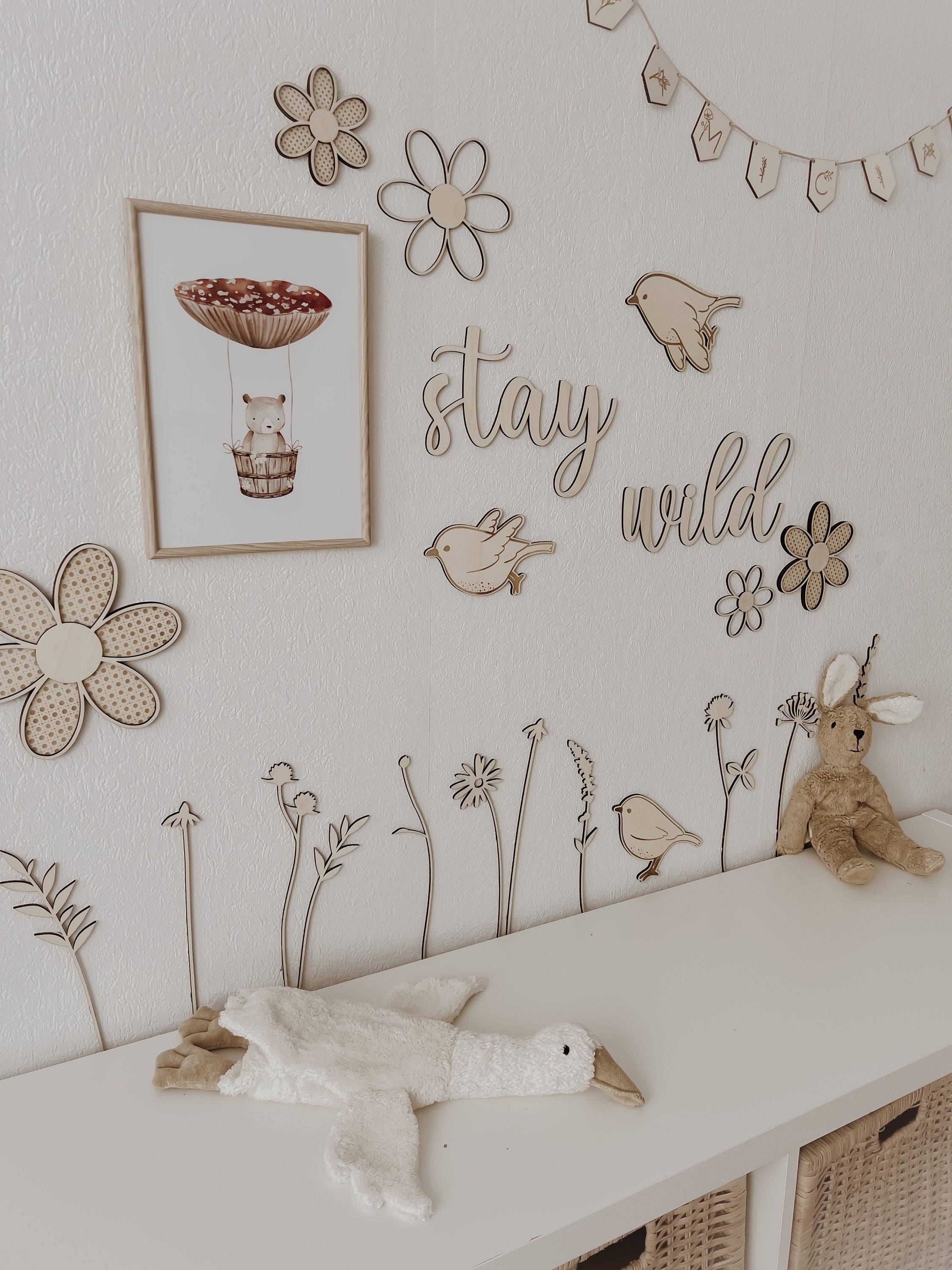 Schriftzug - stay wild - BohoWildflowerVibes