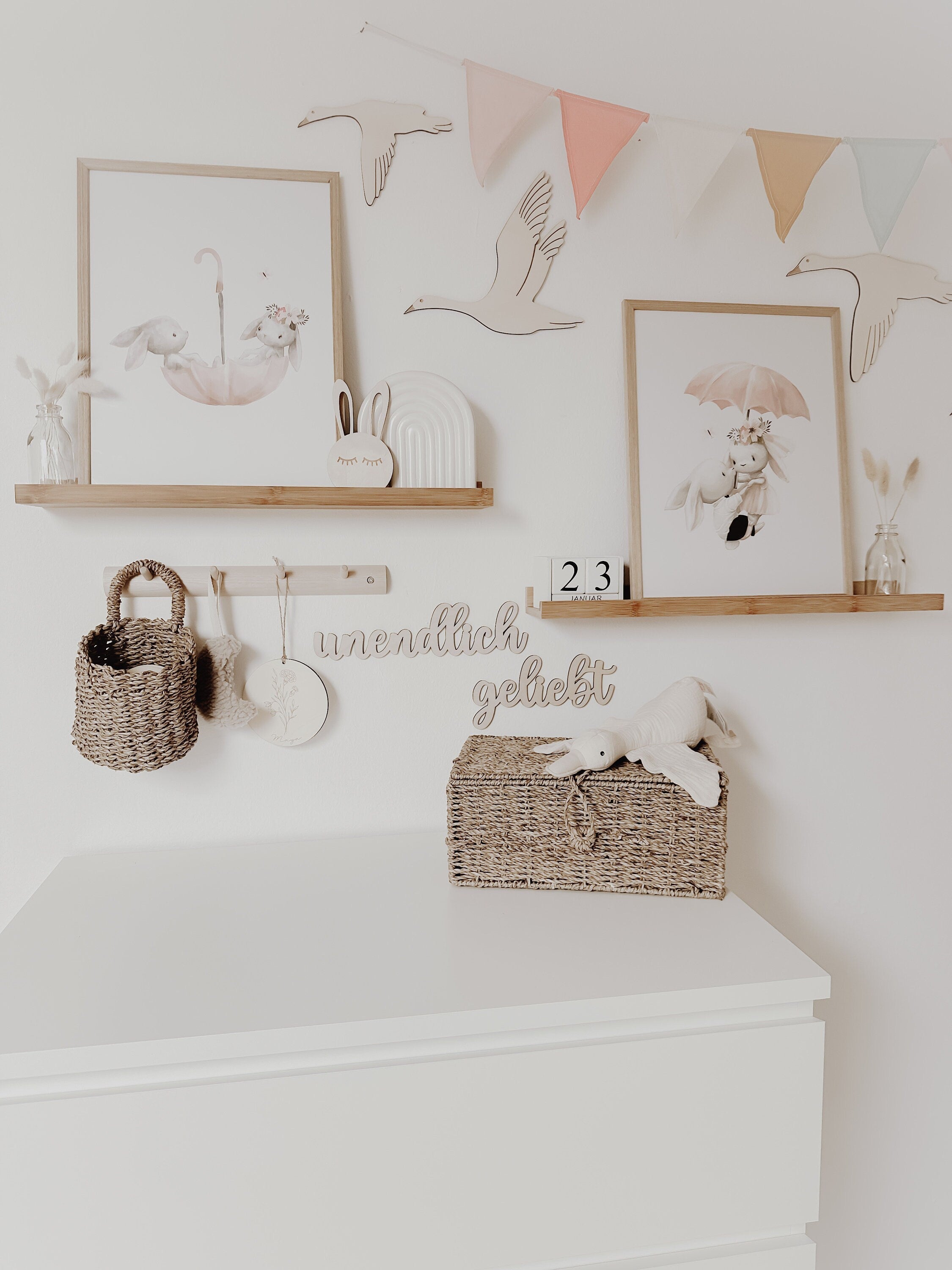 Schriftzug - unendlich geliebt - BohoWildflowerVibes